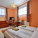 Bed & Breakfast Calvados Centrum Krupowki 3*