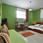 Calvados Centrum Krupowki Bed & Breakfast